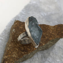 Load image into Gallery viewer, Pastel Halcyon Aquamarine Ring
